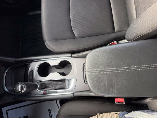 Used 2018 Chevrolet Malibu LT w/ Redline Edition FWD image 24