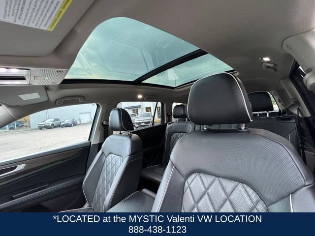 Certified 2024 Volkswagen Atlas SEL Premium R-Line AWD/4WD image 36