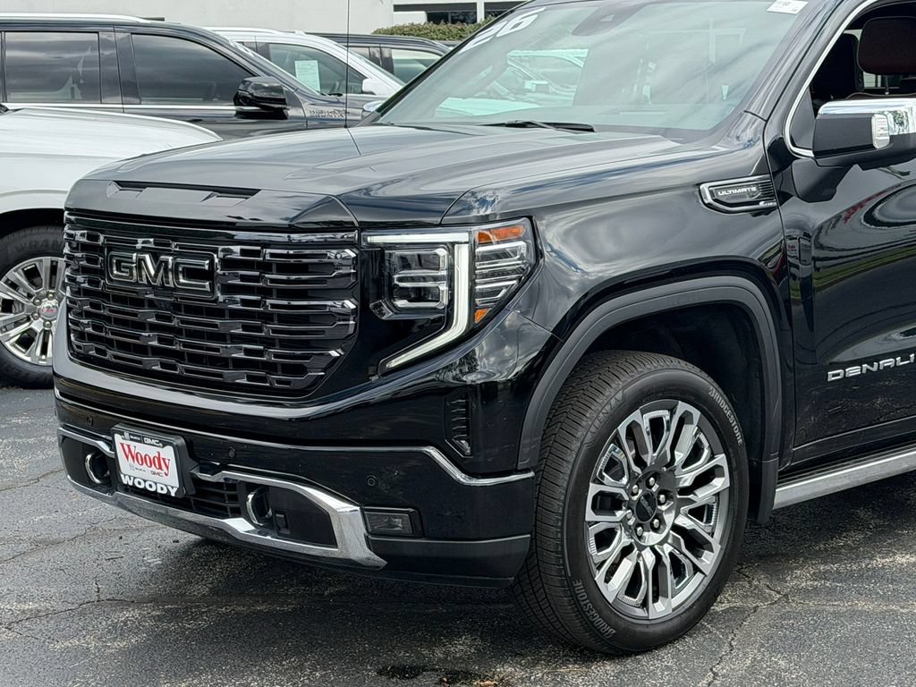 Certified 2026 GMC Sierra 1500 Denali Ultimate AWD/4WD image 4