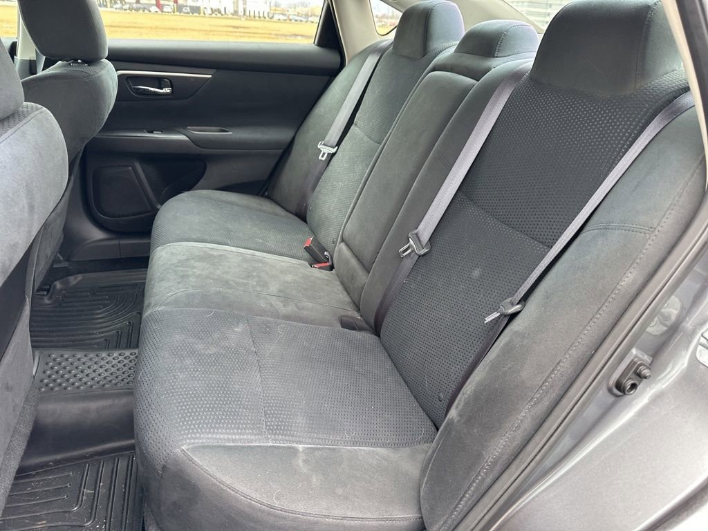 Used 2015 Nissan Altima 2.5 SV w/ Convenience Package image 13