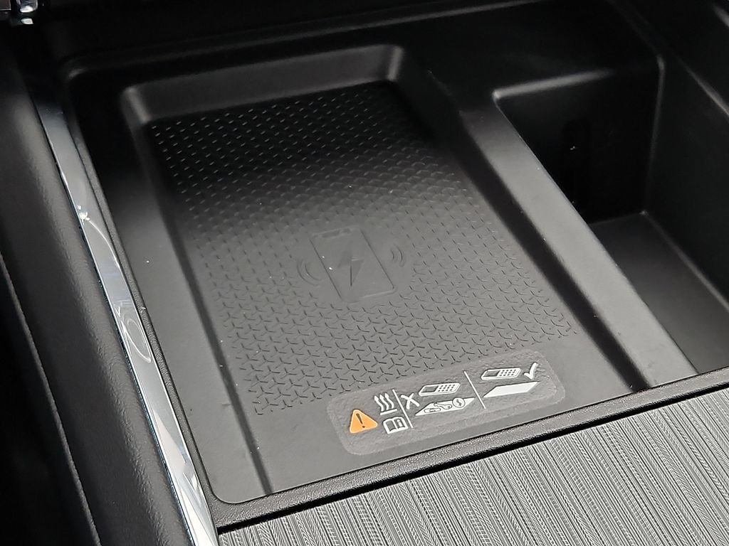 New 2026 GMC Acadia Elevation w/ Black Edition FWD image 17