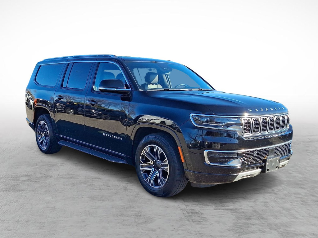 Certified 2024 Jeep Wagoneer L Series II w/ Flexible Seating Group image 7