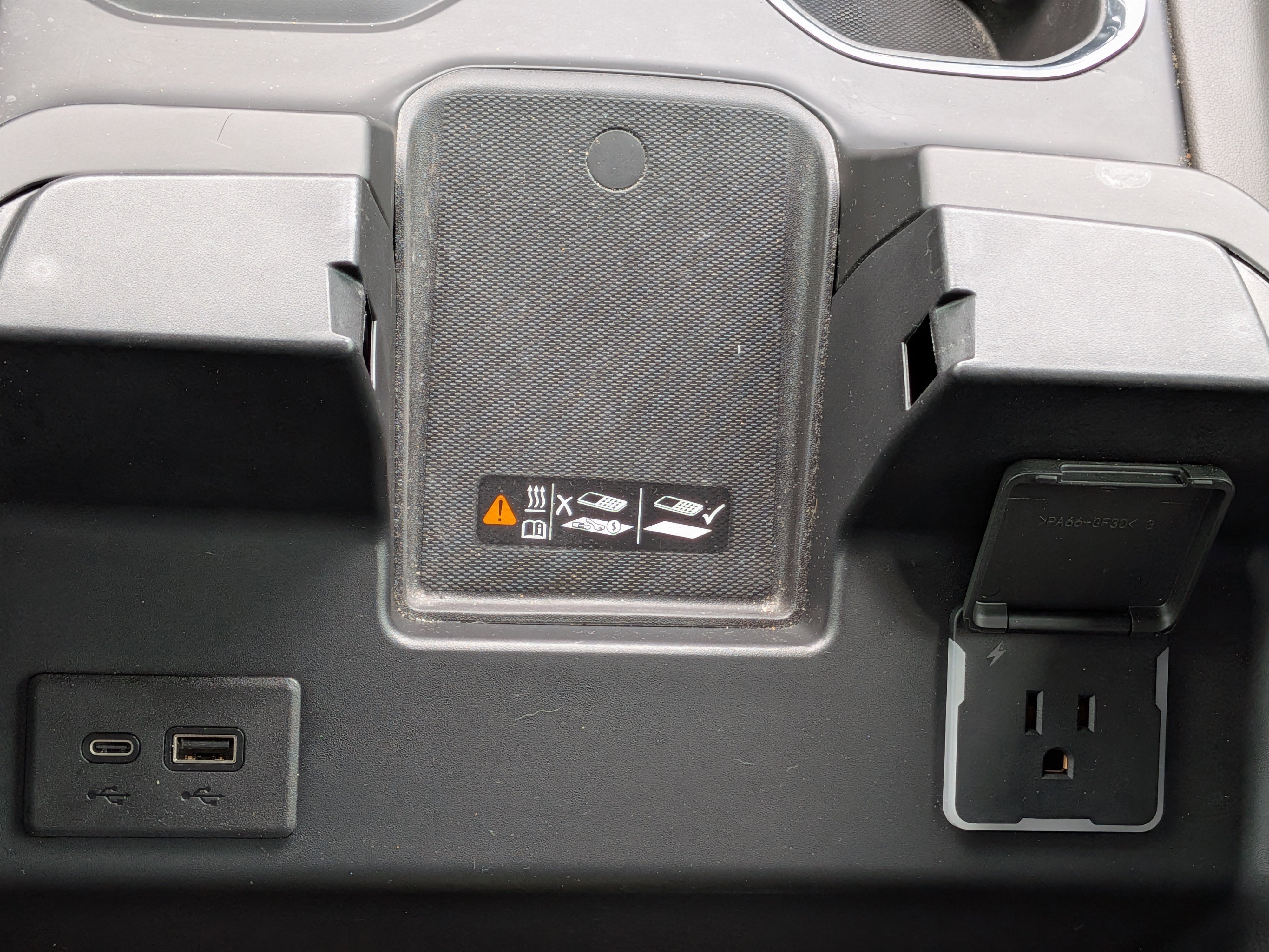 Certified 2024 GMC Sierra 1500 Denali w/ Denali Reserve Package image 29