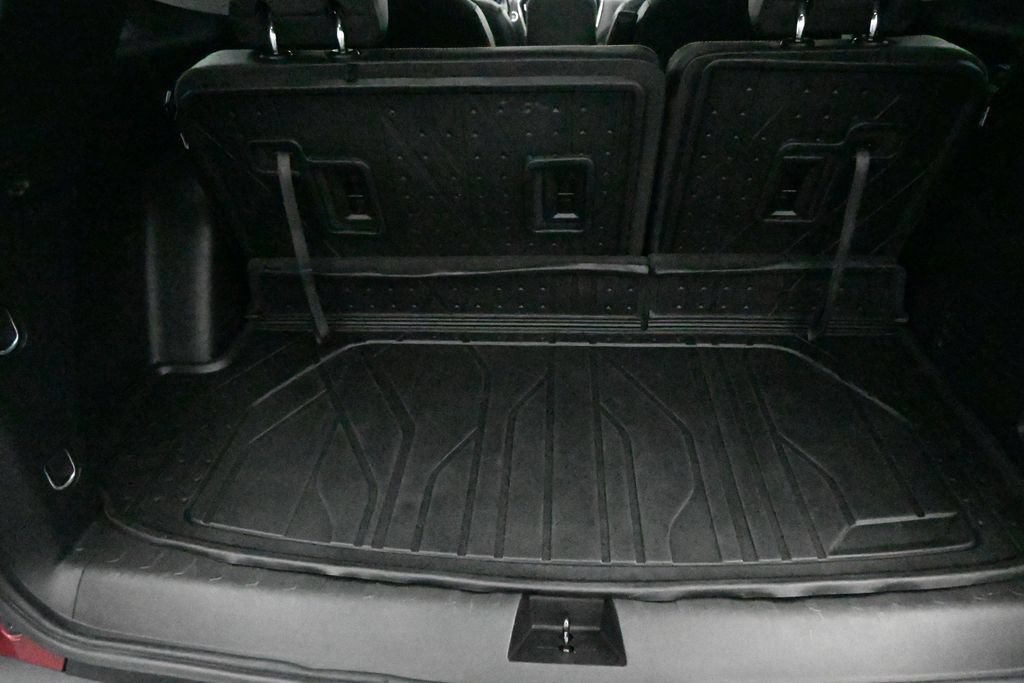 Used 2020 Chevrolet Traverse RS w/ LPO, Floor Liner Package AWD/4WD image 23