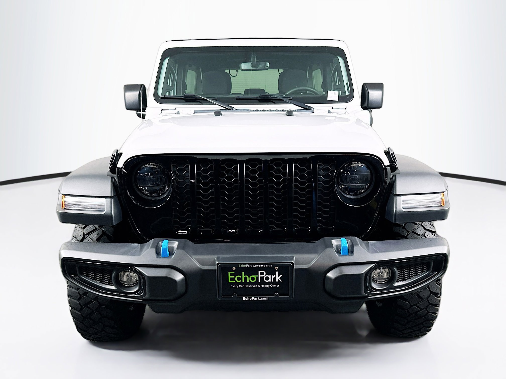 Used 2023 Jeep Wrangler Unlimited w/ Sun & Screen Package AWD/4WD image 2