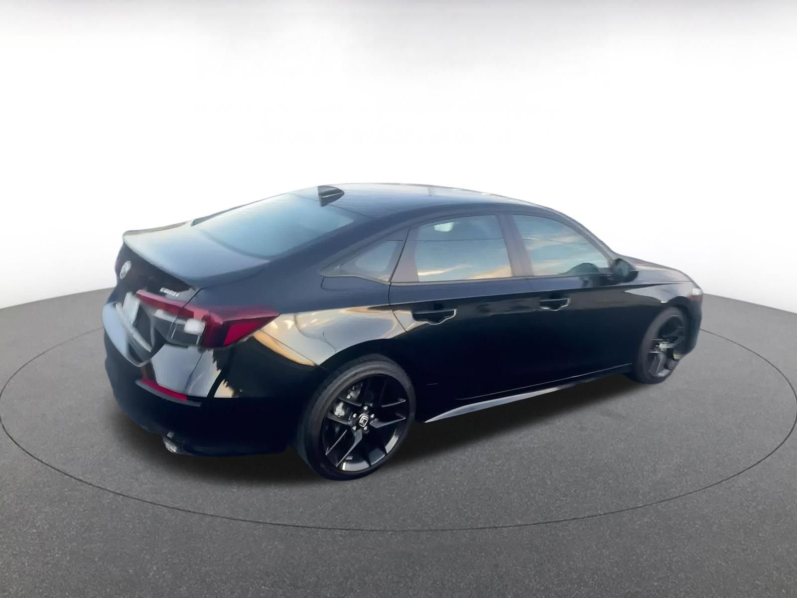 Used 2025 Honda Civic Sport image 15