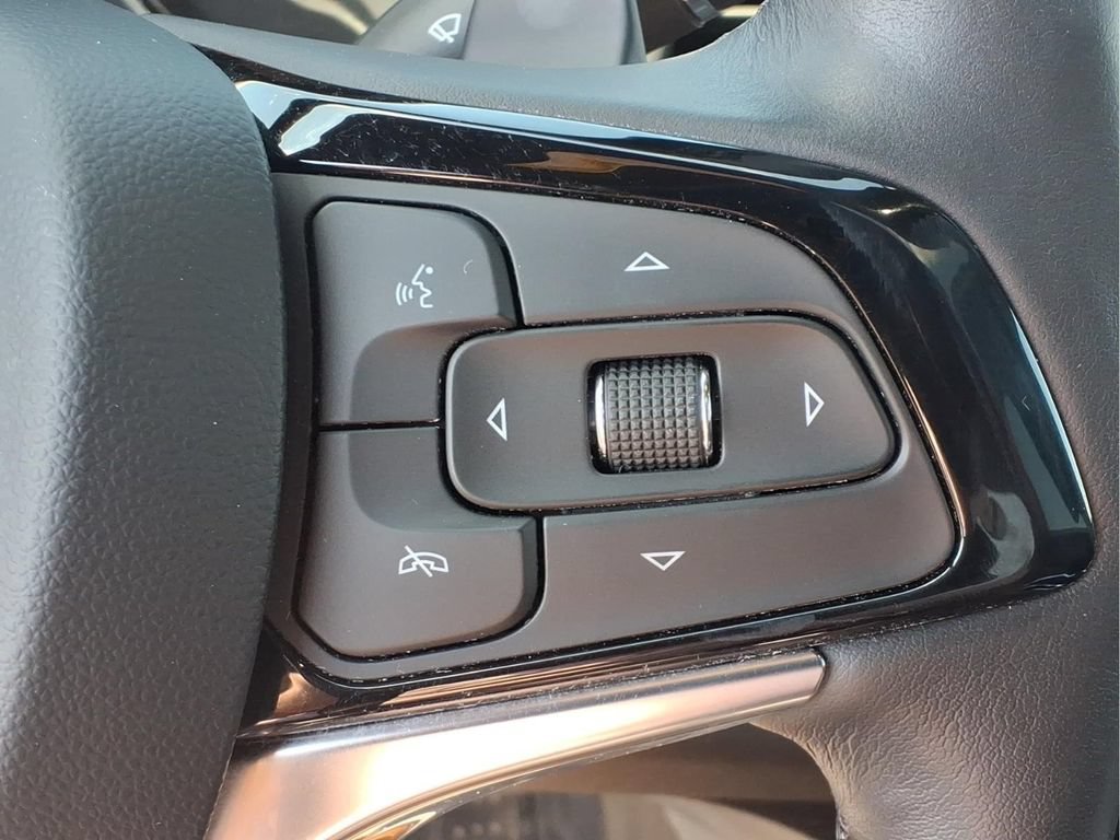 Certified 2023 Buick Enclave Essence w/ Experience Buick Package FWD image 14