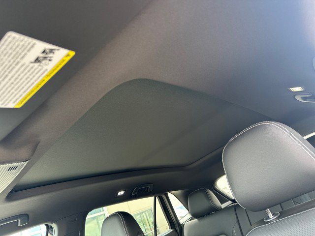 New 2025 Volkswagen Atlas Cross Sport SEL image 17