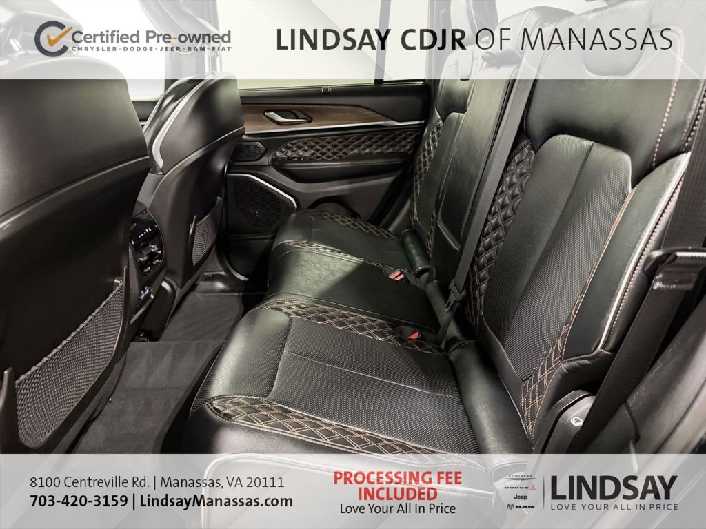 Certified 2022 Jeep Grand Cherokee Summit w/ Luxury Tech Group V AWD/4WD image 15