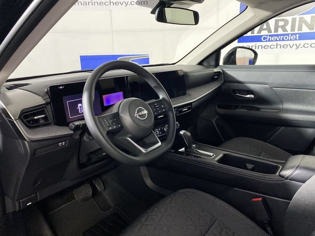 Used 2025 Nissan Kicks SV w/ SV Premium Package AWD/4WD image 15