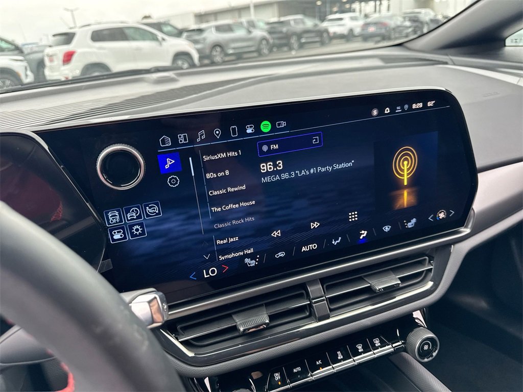 Certified 2025 Chevrolet Equinox EV RS image 17