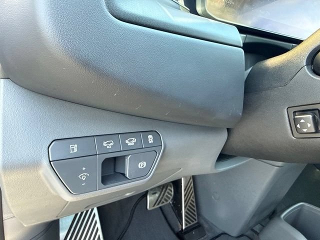 Certified 2024 Kia EV9 GT-Line AWD/4WD image 24