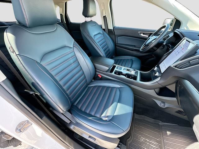 Used 2024 Ford Edge SEL w/ Sport Appearance Package image 26