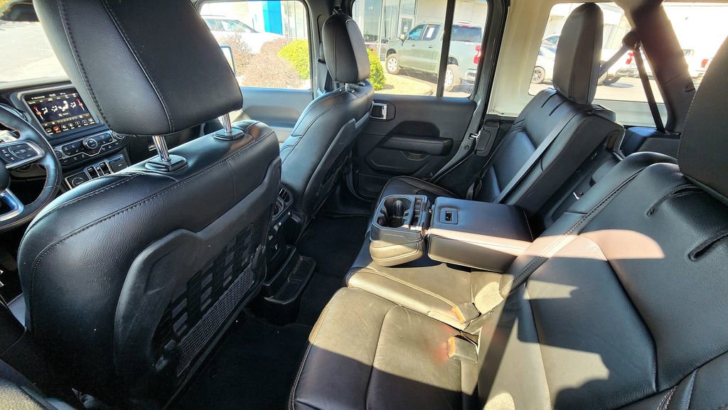 Used 2022 Jeep Wrangler Unlimited Rubicon w/ Trailer Tow Package image 44