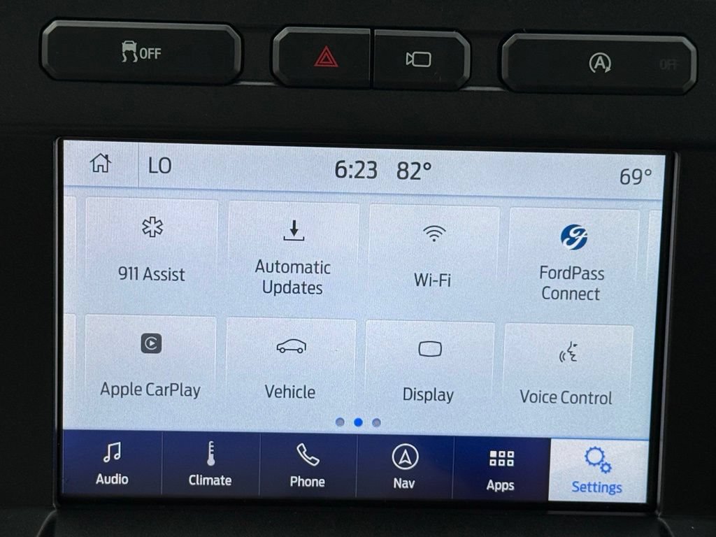 Used 2020 Ford F150 Lariat w/ Equipment Group 502A Luxury AWD/4WD image 16