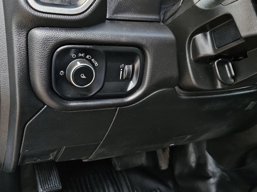 Used 2023 RAM 3500 Tradesman AWD/4WD image 22