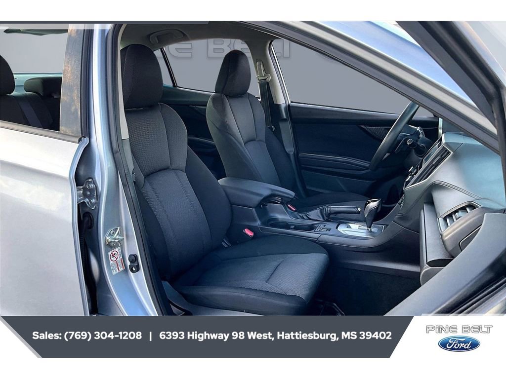 Used 2018 Subaru Impreza 2.0i Premium image 6