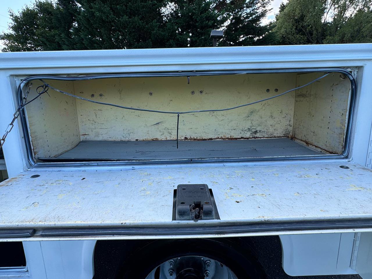 Used 2019 Ford F550 2WD Regular Cab Super Duty image 13