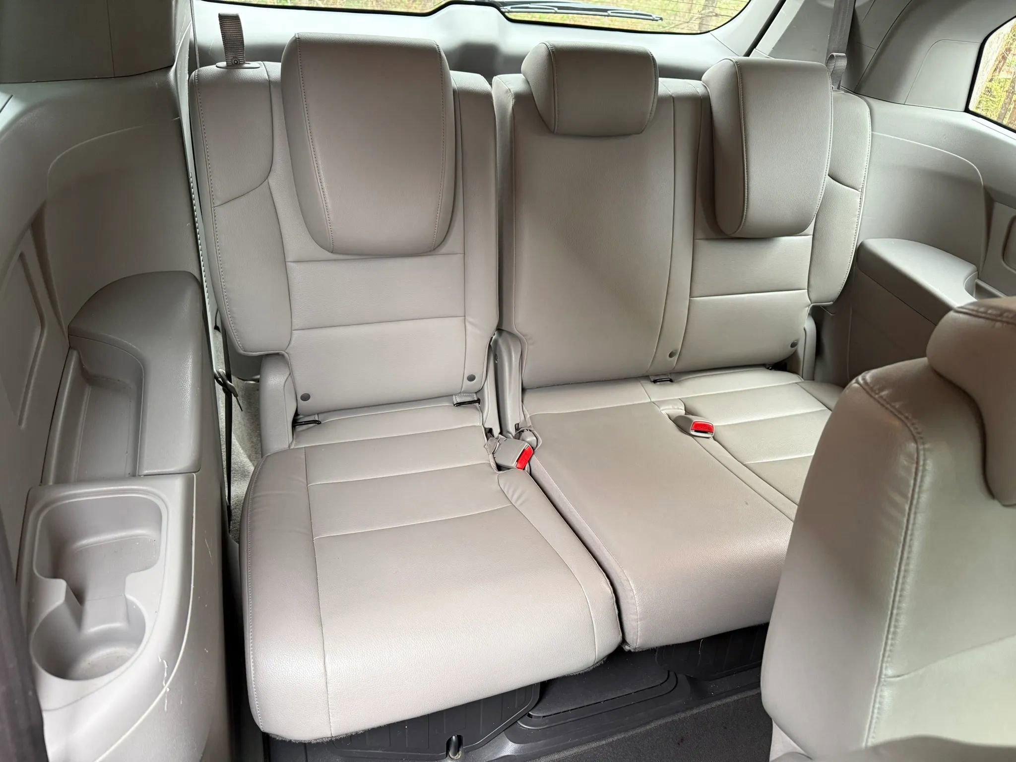 Used 2014 Honda Odyssey EX-L image 18