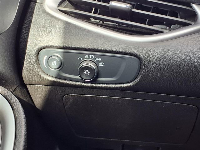 Used 2024 Chevrolet Malibu LT w/ Sport Edition image 18