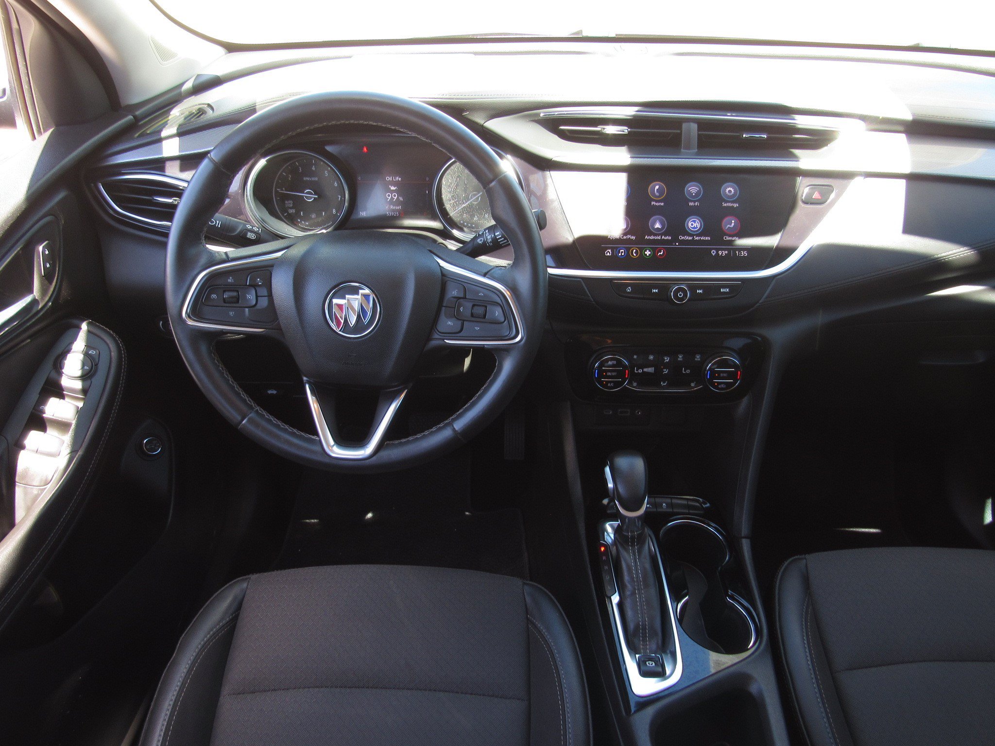 Used 2022 Buick Encore GX Select w/ Sport Touring Package FWD image 17