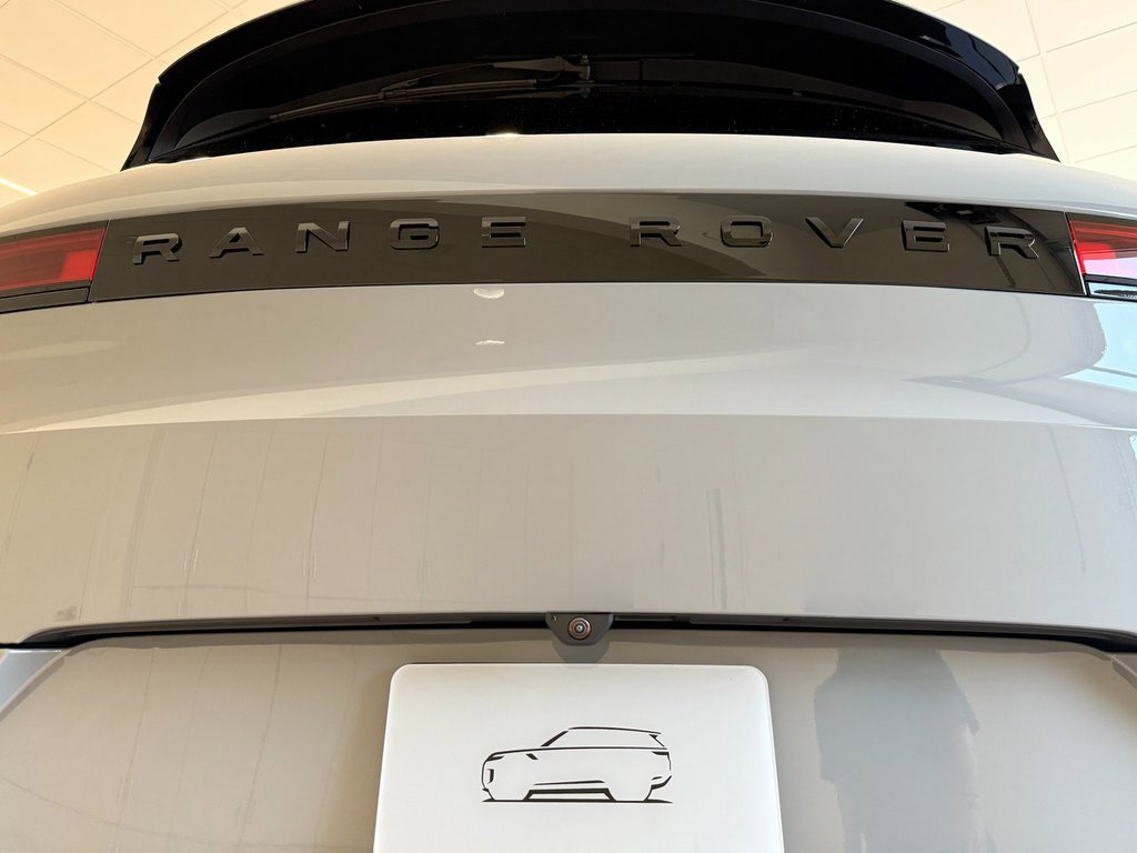 New 2025 Land Rover Range Rover Sport SV Edition Two image 11