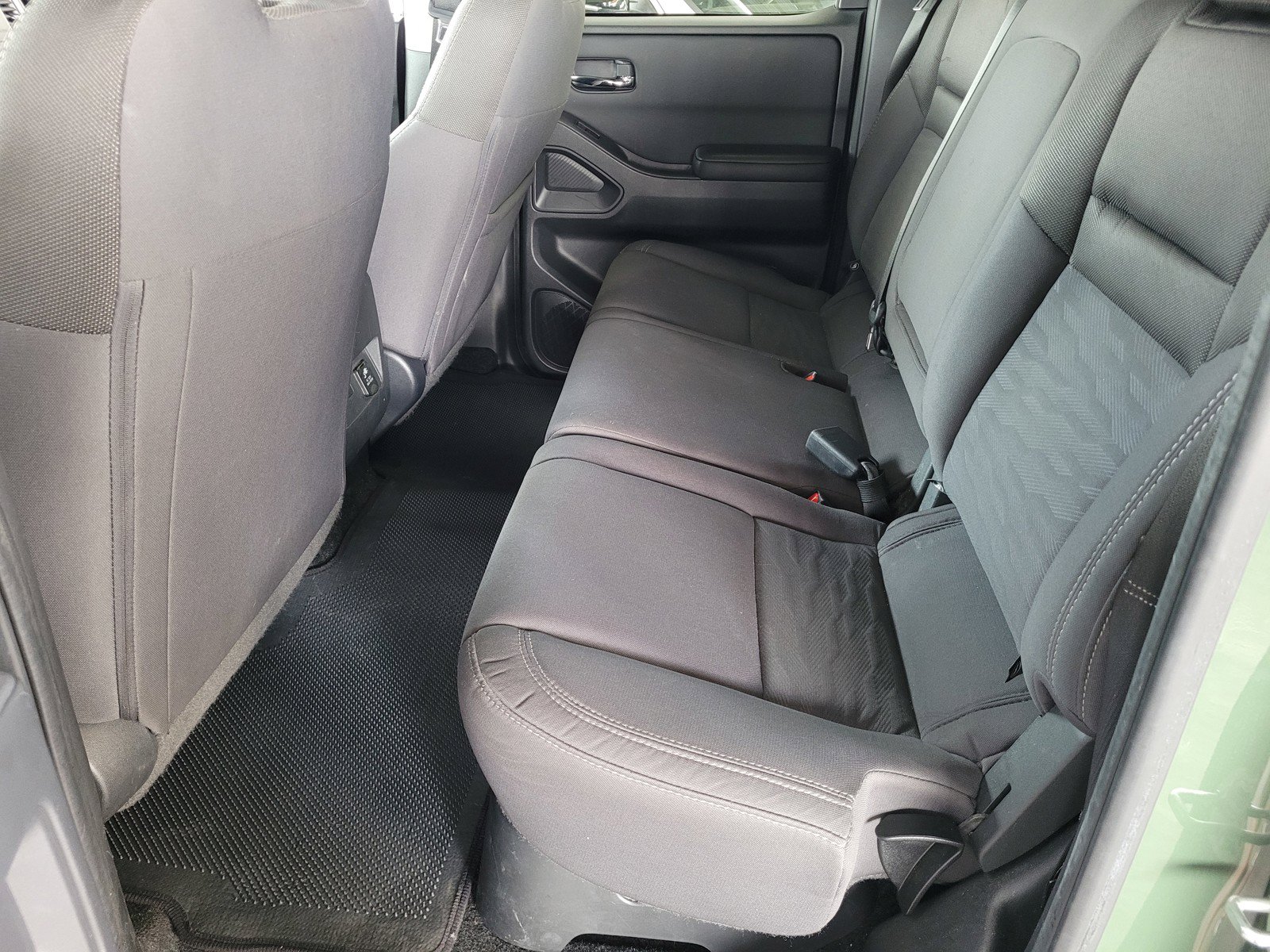 Certified 2023 Nissan Frontier SV w/ SV Convenience Package RWD image 6