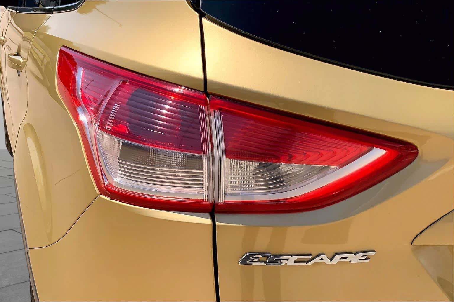 Used 2014 Ford Escape SE FWD image 28