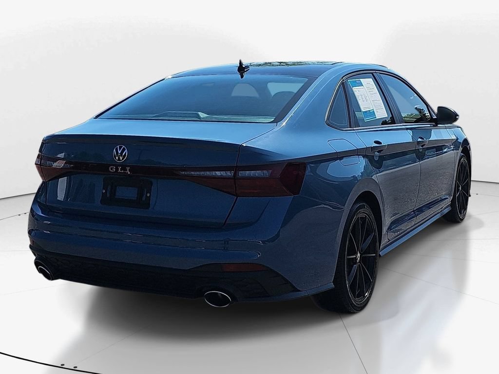 Used 2025 Volkswagen Jetta GLI Autobahn FWD image 6