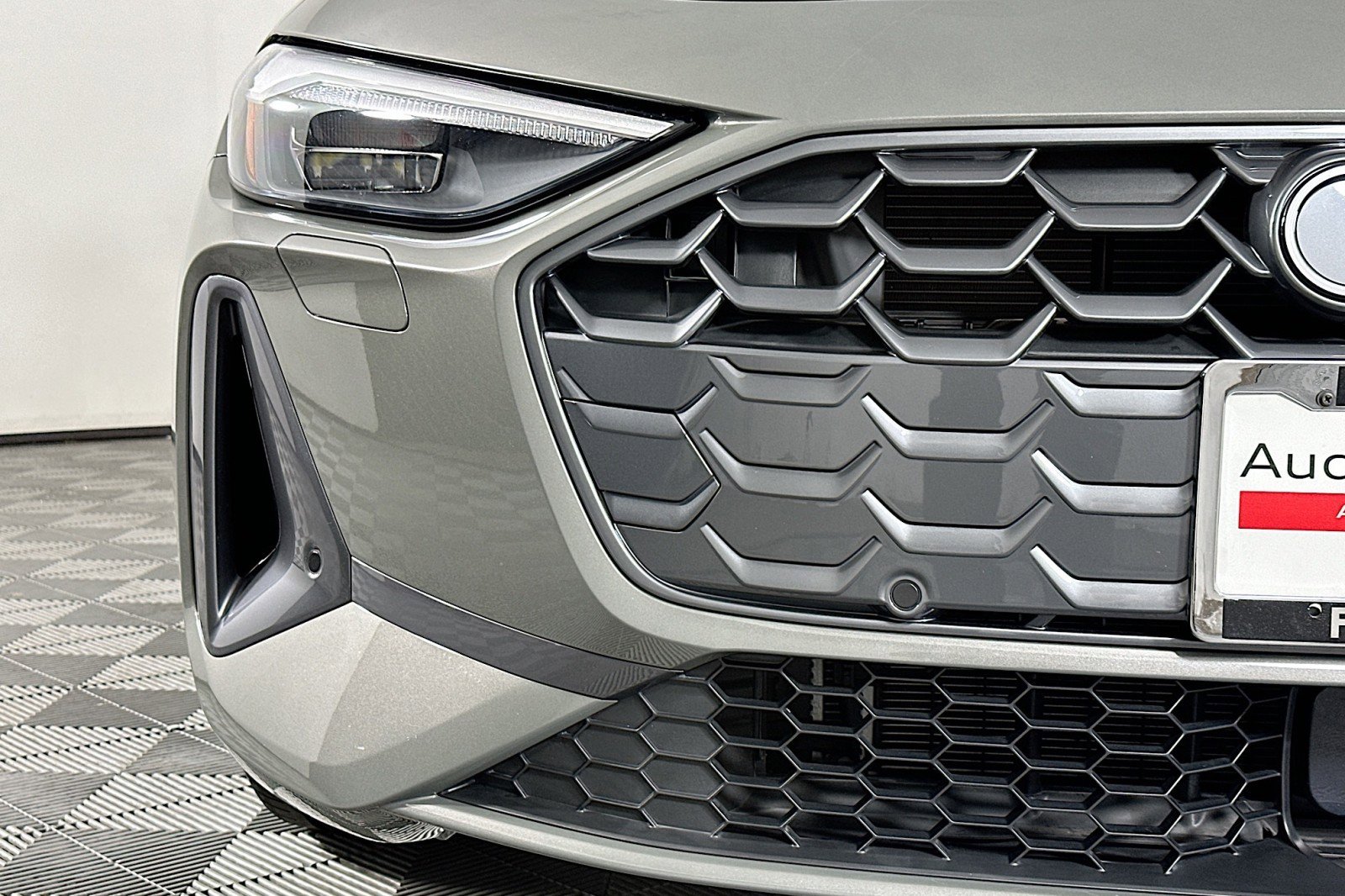 Used 2025 Audi A5 2.0T Premium w/ Convenience Package image 16