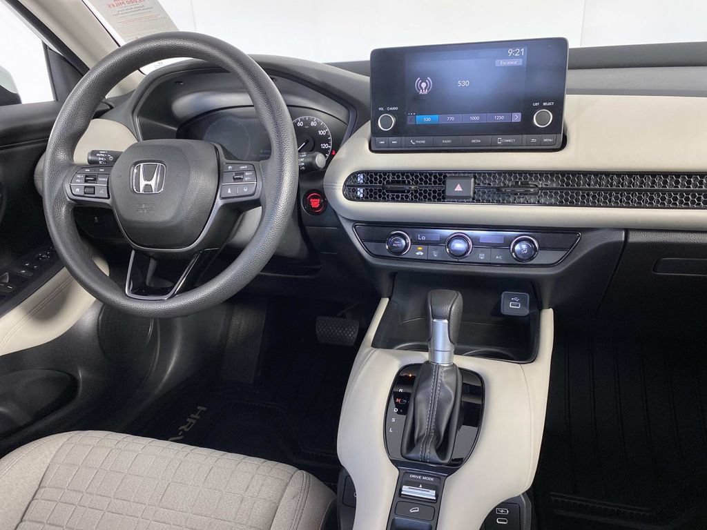 Used 2024 Honda HR-V LX image 13