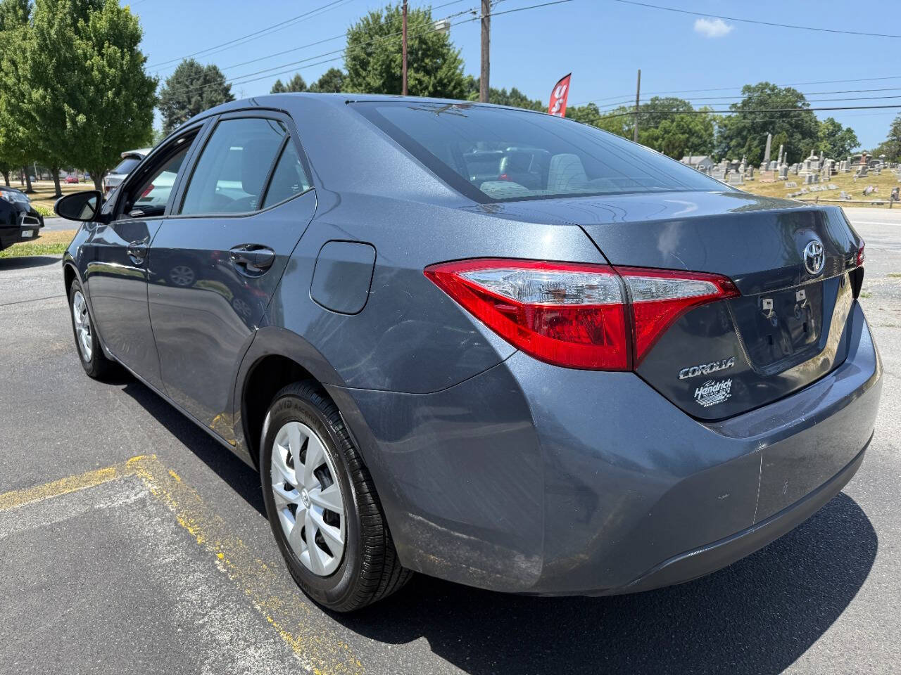 Used 2016 Toyota Corolla L FWD image 5