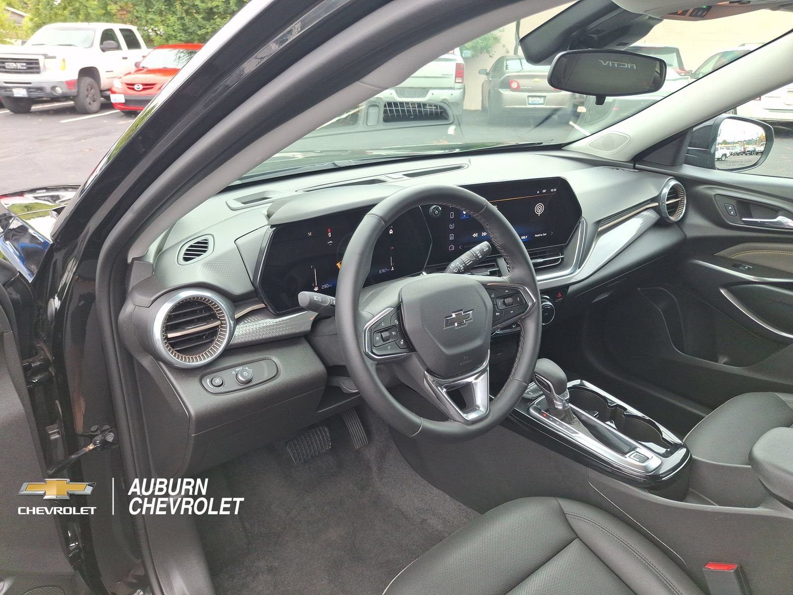 Used 2025 Chevrolet Trax ACTIV w/ Driver Confidence Package FWD image 16