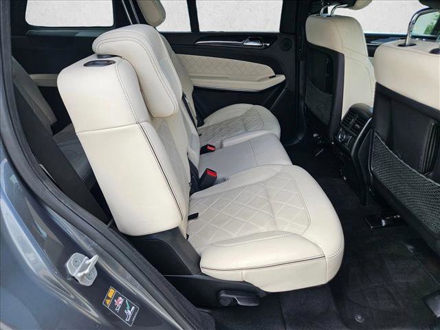 Used 2018 Mercedes-Benz GLS 550 4MATIC image 21
