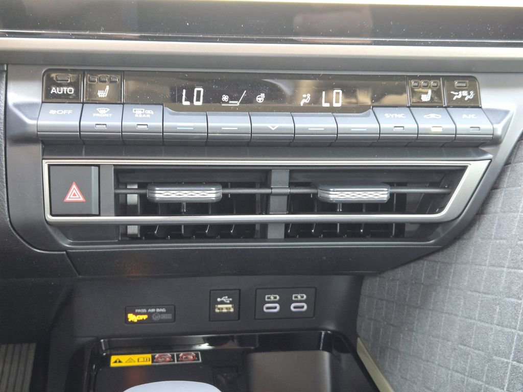 New 2026 Toyota Camry XLE image 16