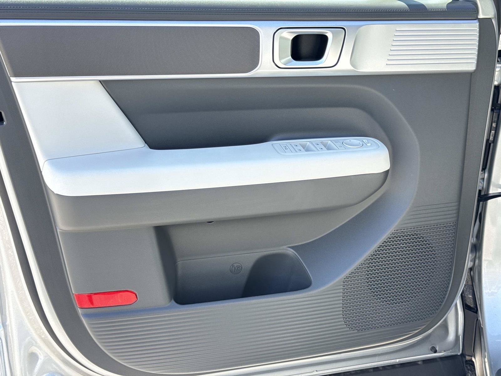 New 2026 Hyundai Santa Fe SE FWD image 8