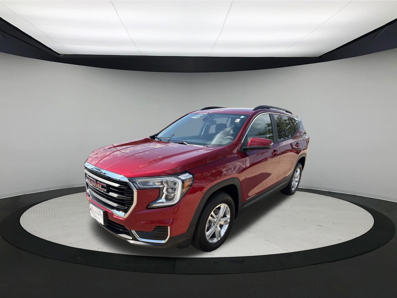 Used 2024 GMC Terrain SLE w/ Driver Convenience Package AWD/4WD image 3