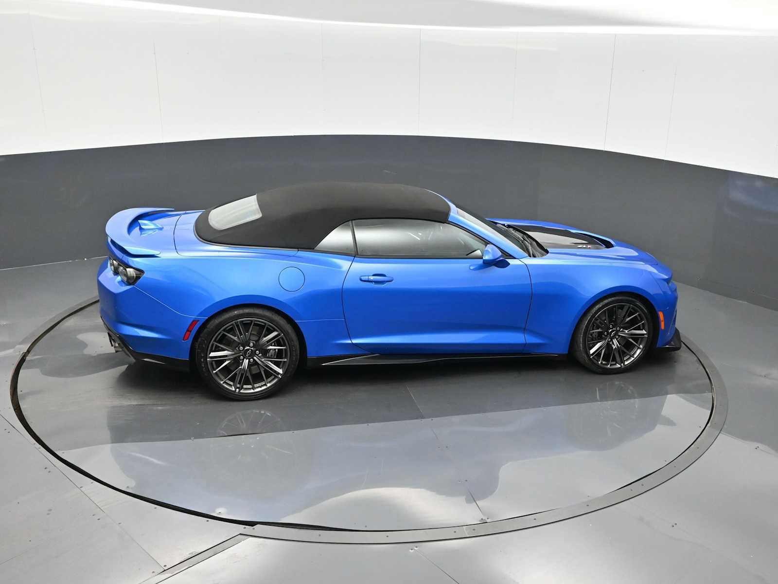 Used 2024 Chevrolet Camaro ZL1 image 24