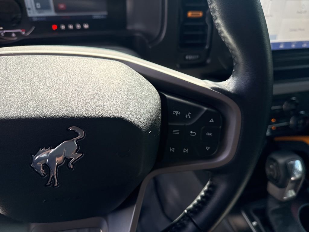 Used 2023 Ford Bronco Badlands image 12