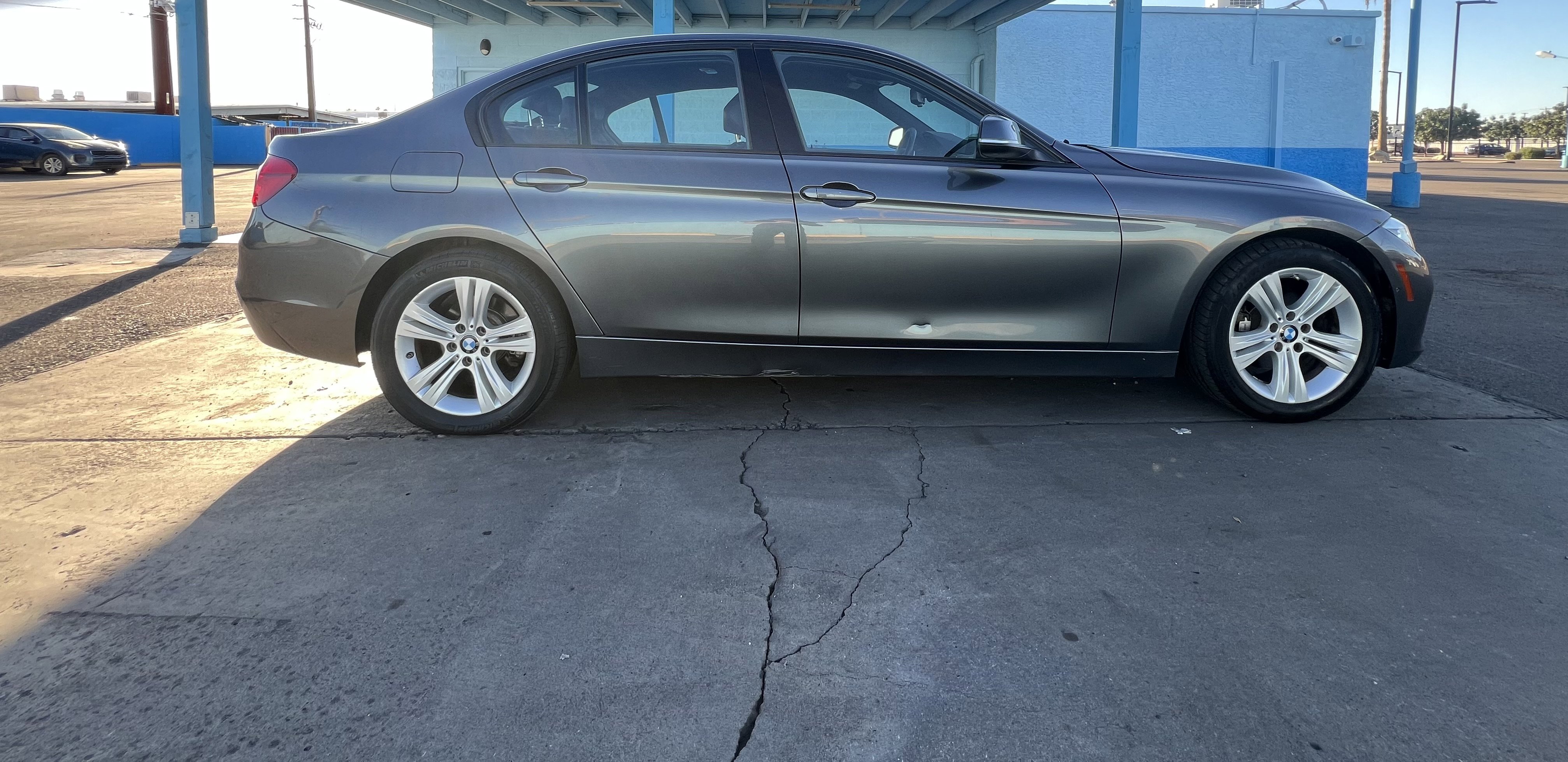 Used 2016 BMW 328i xDrive Sedan image 2