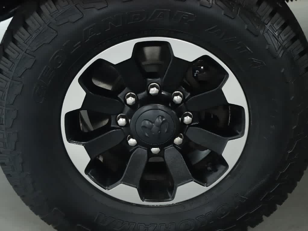 Used 2018 RAM 2500 Power Wagon w/ Leather & Luxury Group AWD/4WD image 39