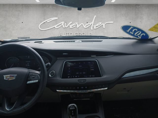 Used 2021 Cadillac XT4 Luxury w/ Cold Weather Package FWD image 20