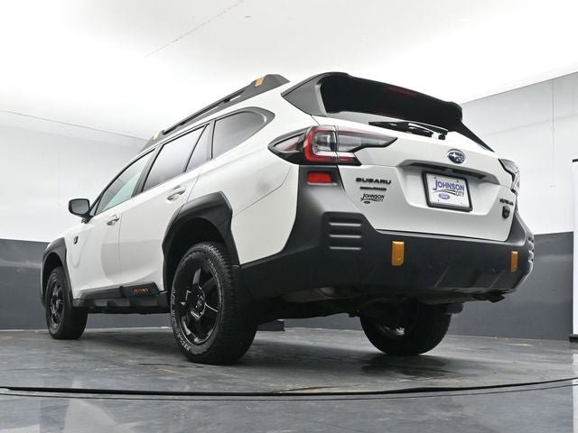 Used 2022 Subaru Outback Wilderness AWD/4WD image 32