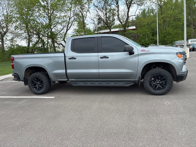 Used 2025 Chevrolet Silverado 1500 Custom Trail Boss AWD/4WD image 8