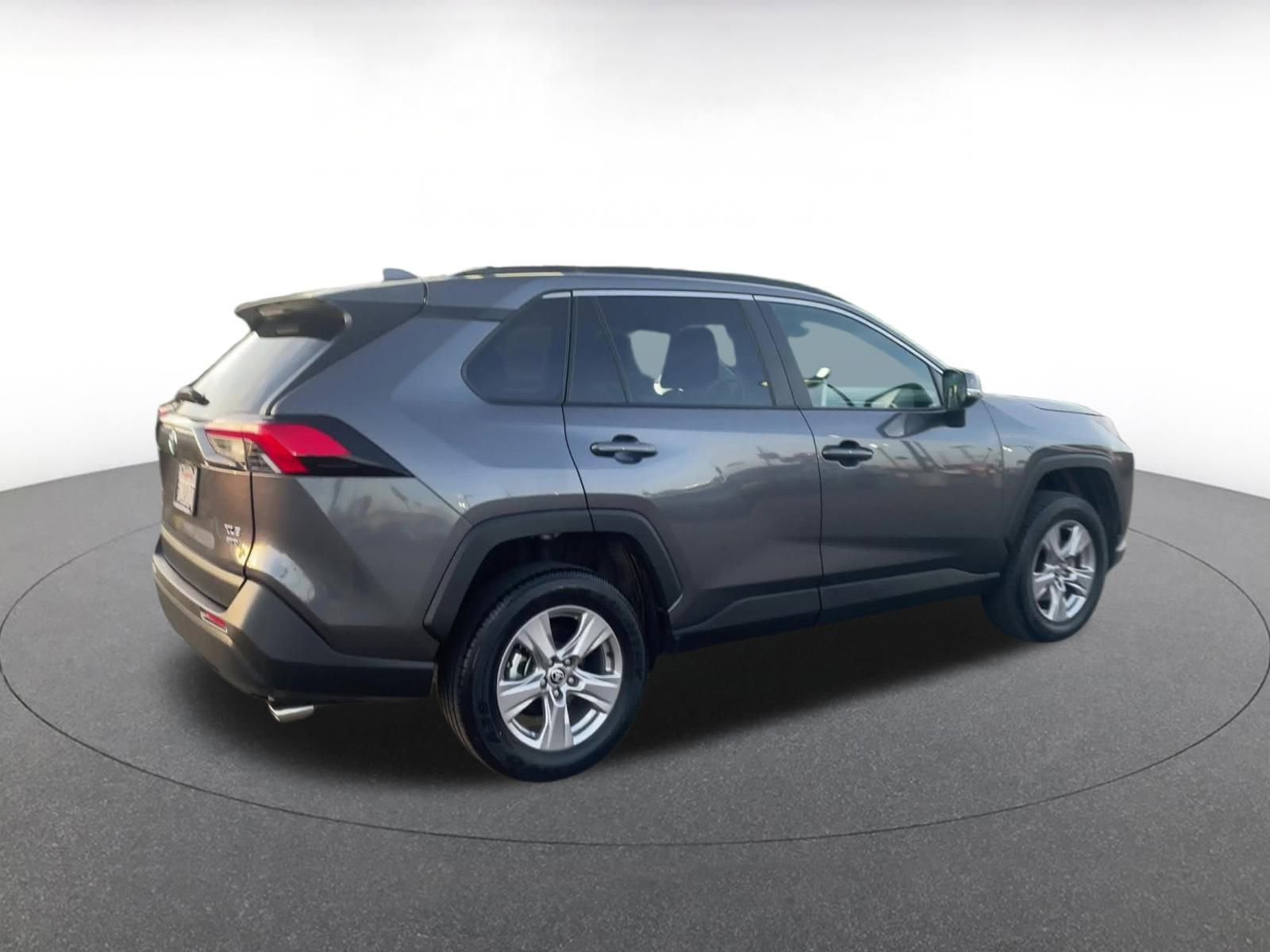 Used 2025 Toyota RAV4 XLE w/ Convenience Package image 15