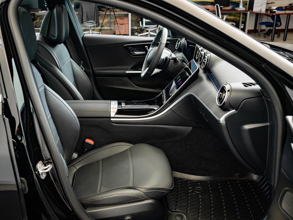 Certified 2025 Mercedes-Benz C 300 4MATIC Sedan image 22
