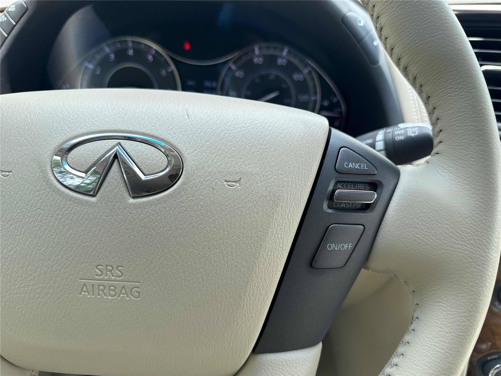 Used 2012 INFINITI QX56 4WD w/ Theater Pkg image 19