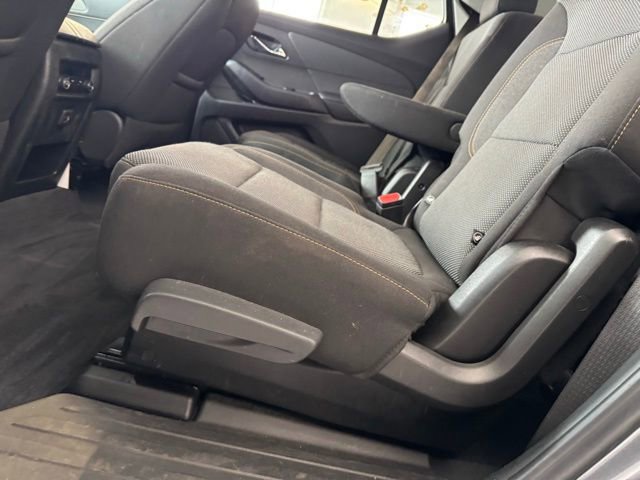 Certified 2021 Chevrolet Traverse LT image 12