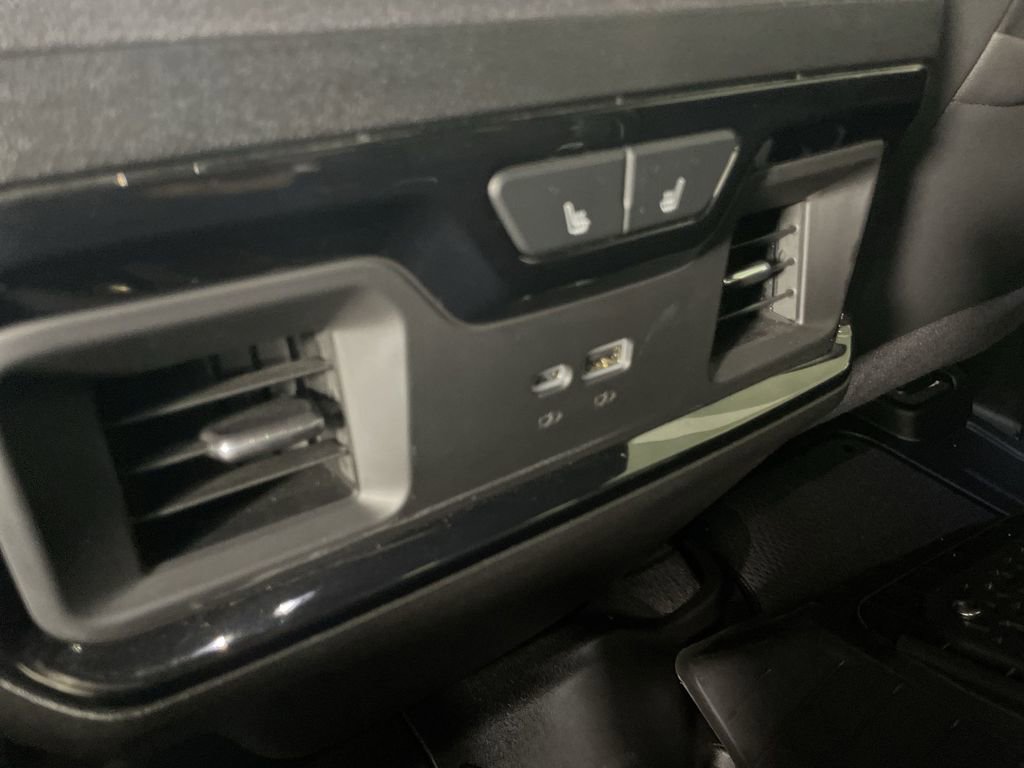 Used 2025 GMC Sierra 2500 AT4 w/ AT4 Premium Plus Package image 22