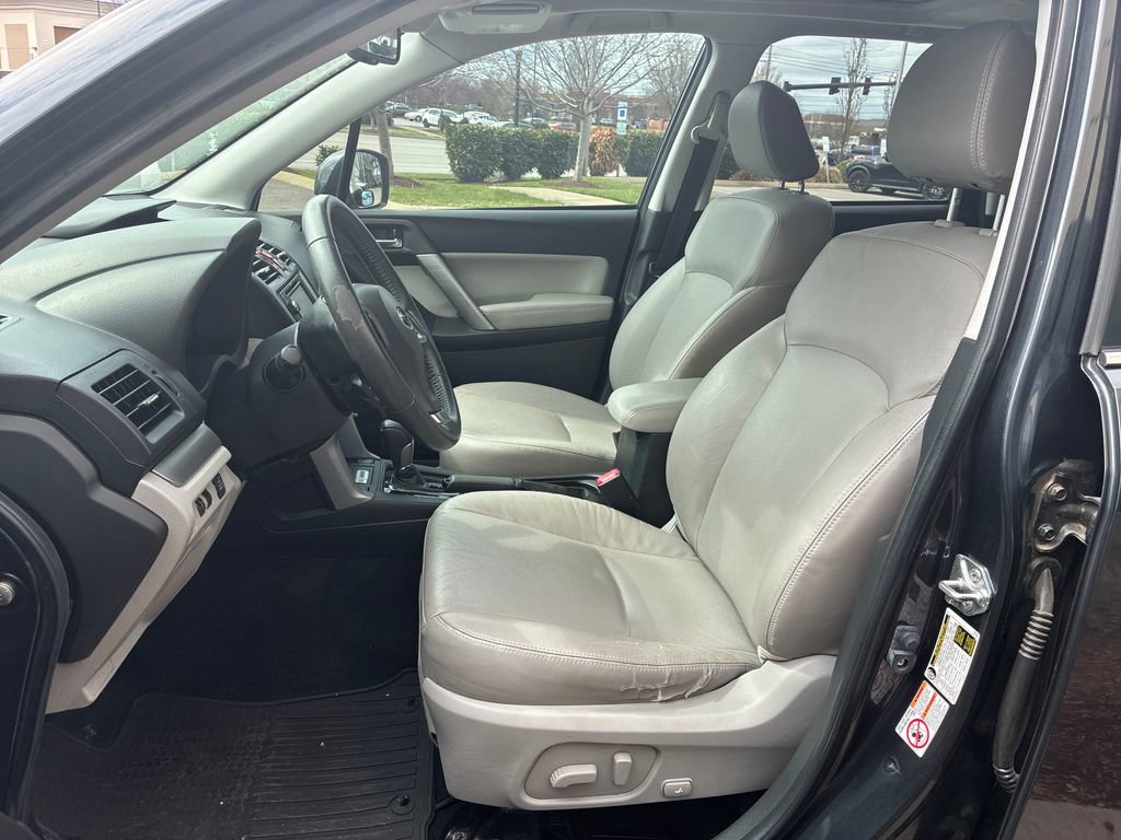 Used 2015 Subaru Forester 2.5i Touring w/ Eyesight & Navigation System image 21